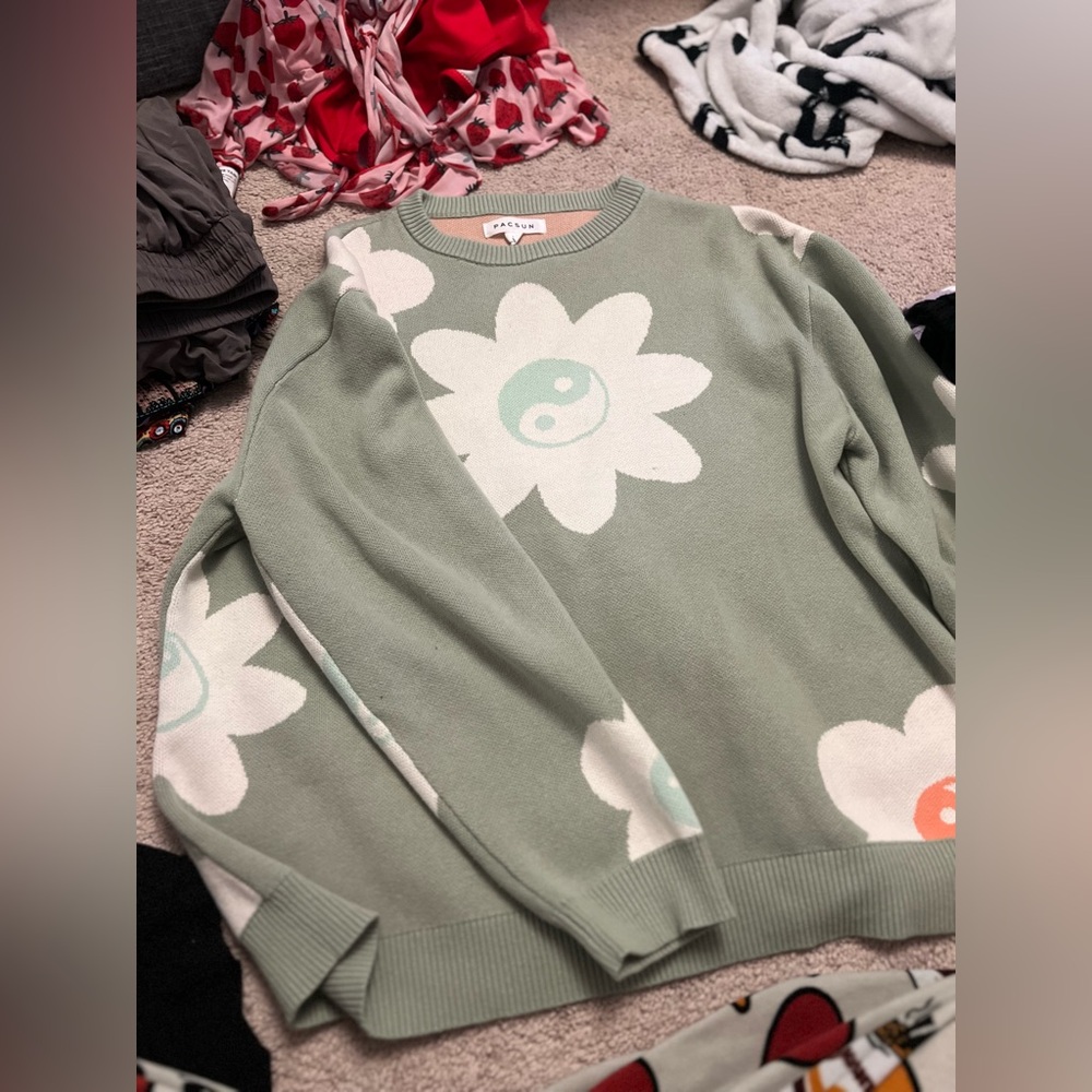 Pac sun crew neck